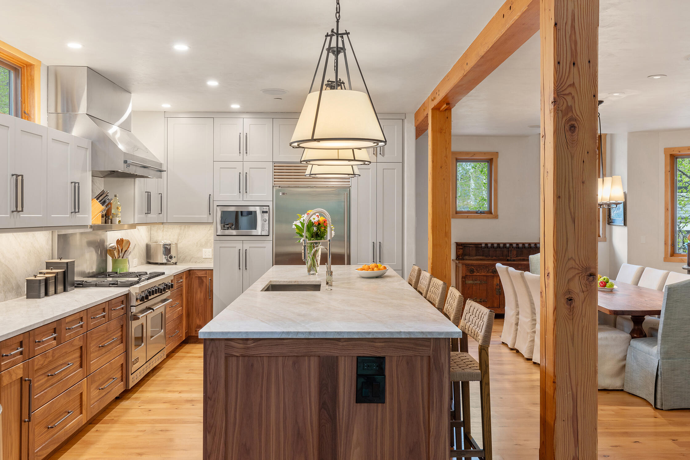 Telluride, Colorado, 81435, United States, 5 Bedrooms Bedrooms, ,5 BathroomsBathrooms,Residential,For Sale,1760504