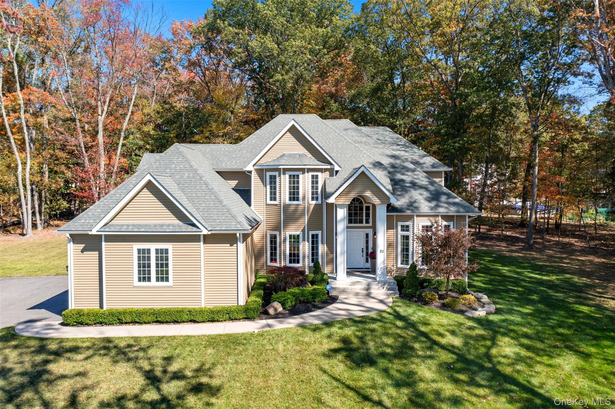 Central Valley, New York, 10917, United States, 5 Bedrooms Bedrooms, ,5 BathroomsBathrooms,Residential,For Sale,1993008