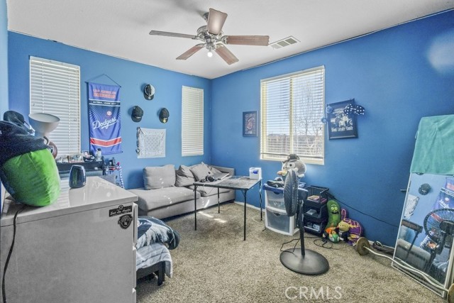 Victorville, California, 92392, United States, 4 Bedrooms Bedrooms, ,3 BathroomsBathrooms,Residential,For Sale,1977887