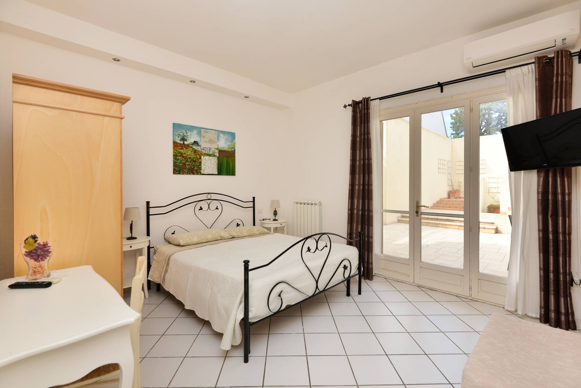 Lecce, Lecce, 73100, IT, 7 Bedrooms Bedrooms, ,6 BathroomsBathrooms,Residential,For Sale,1848251