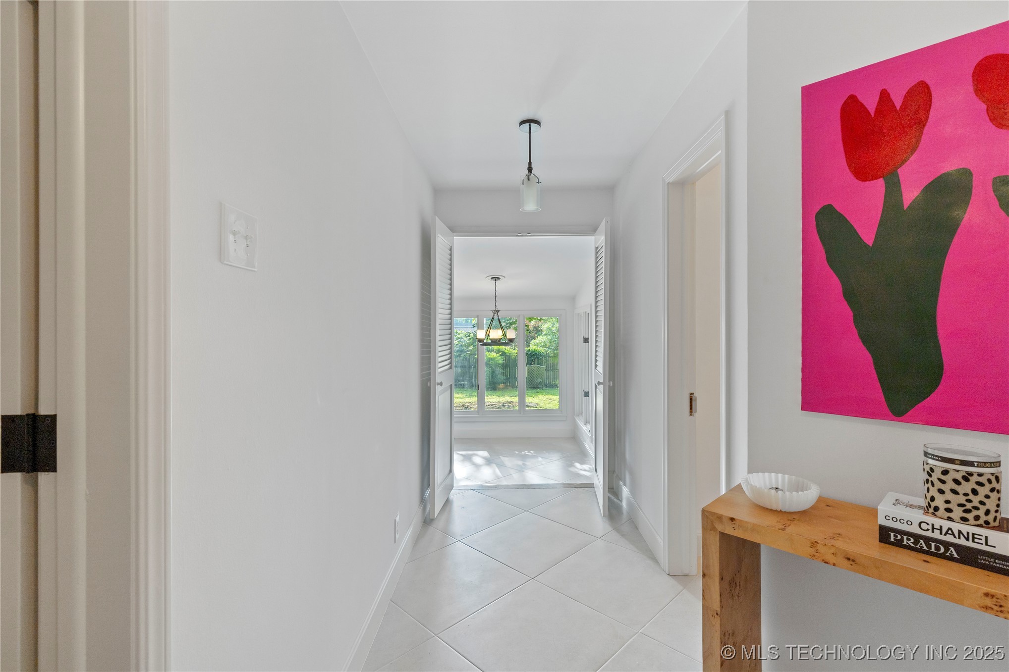 Tulsa, Oklahoma, 74105, United States, 4 Bedrooms Bedrooms, ,3 BathroomsBathrooms,Residential,For Sale,1848646