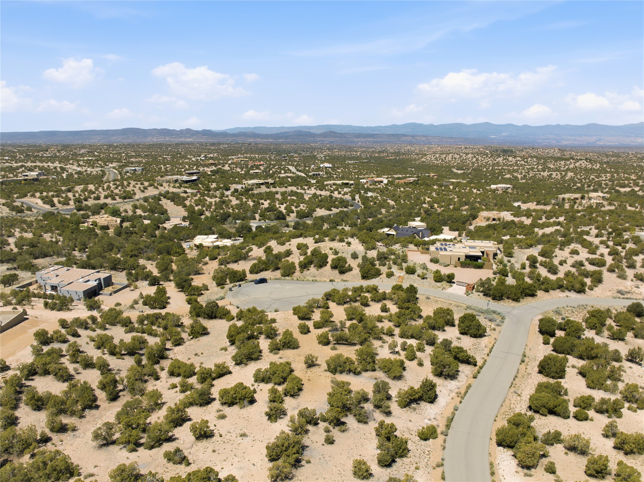  37 Sundance Ridge Circle - 物件實景