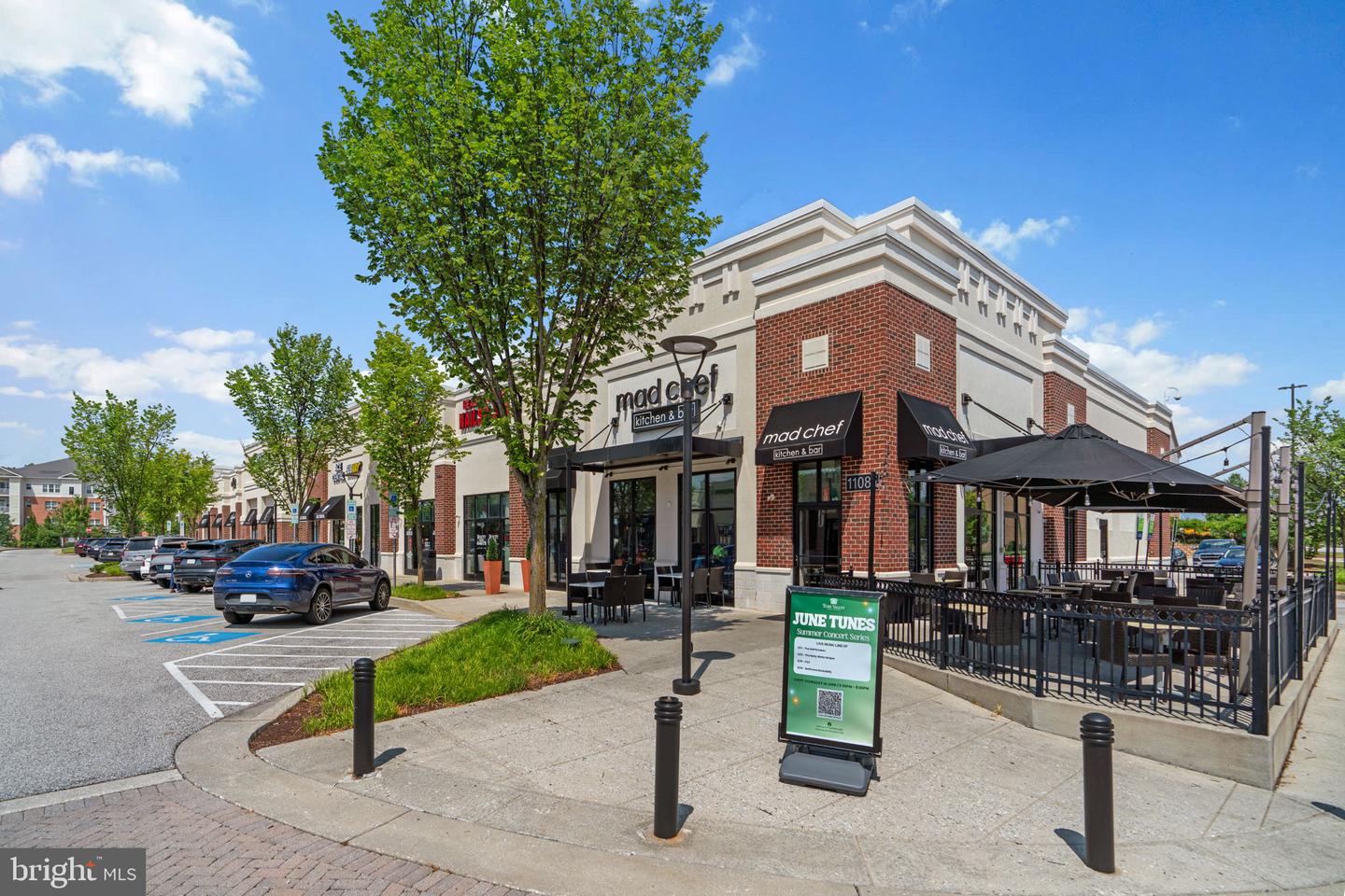 Ellicott City, Maryland, 21042, United States, 3 Bedrooms Bedrooms, ,4 BathroomsBathrooms,Residential,For Sale,1933185