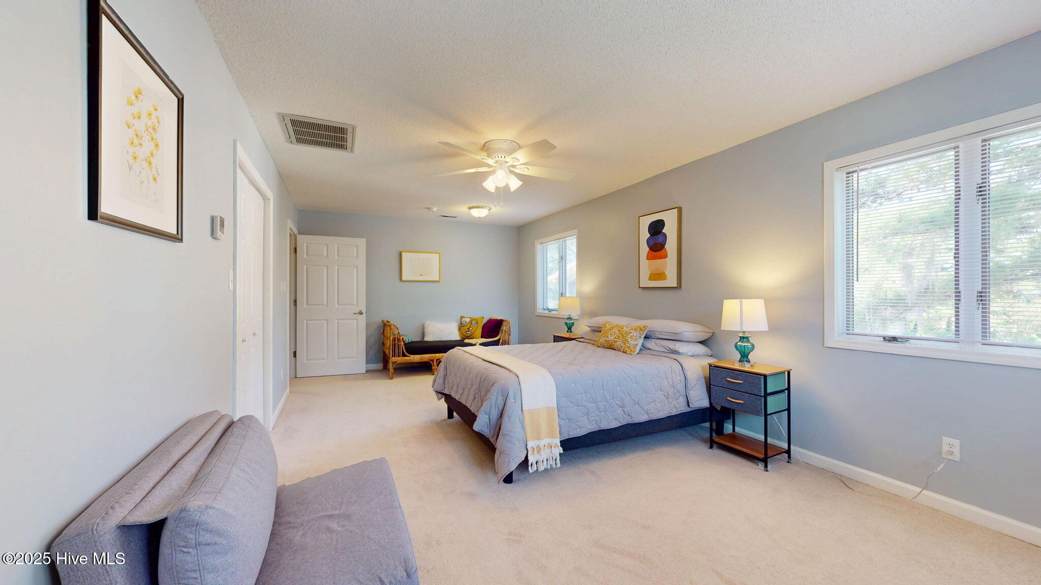 New Bern, North Carolina, 28560, United States, 3 Bedrooms Bedrooms, ,4 BathroomsBathrooms,Residential,For Sale,1874944