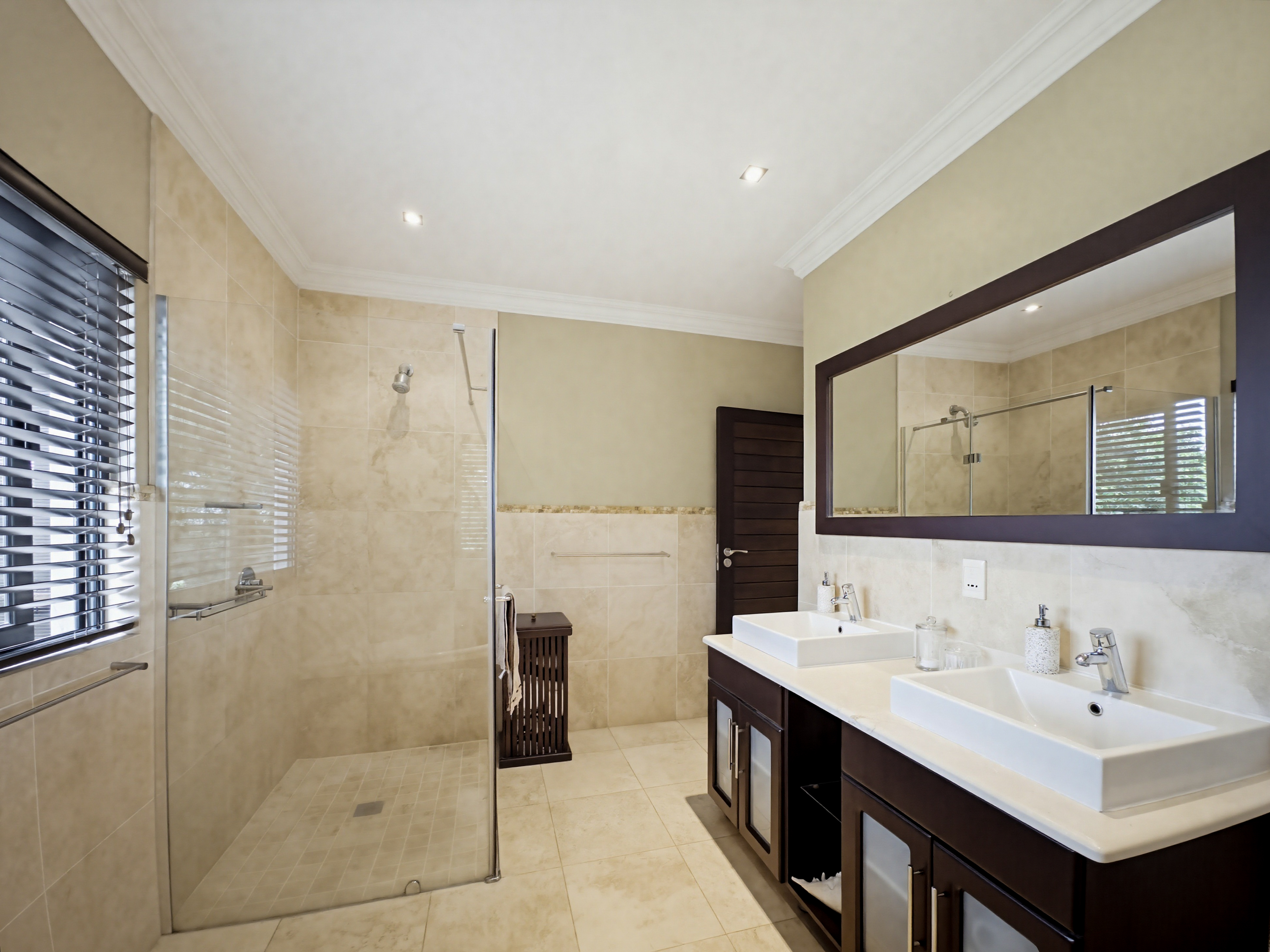  Private Bush Lodge-Inspired Estate Residence on 2,344m² in Simbithi Eco Estate - 物件實景