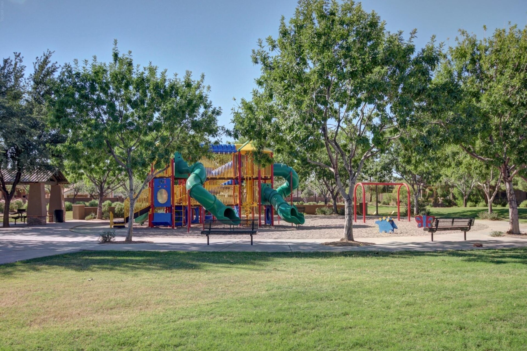  1271 E Canyon Creek Drive  Gilbert, AZ - 物件實景