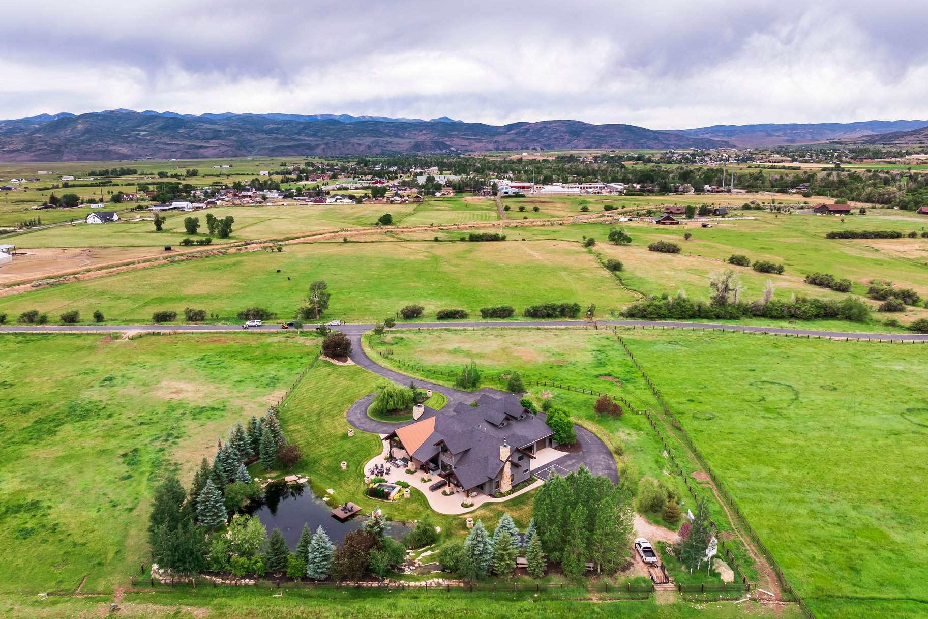  Twilight Moon Ranch on 8 Acres - 物件實景