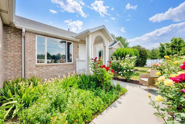 West Jordan, Utah, 84081, United States, 5 Bedrooms Bedrooms, ,3 BathroomsBathrooms,Residential,For Sale,1921078