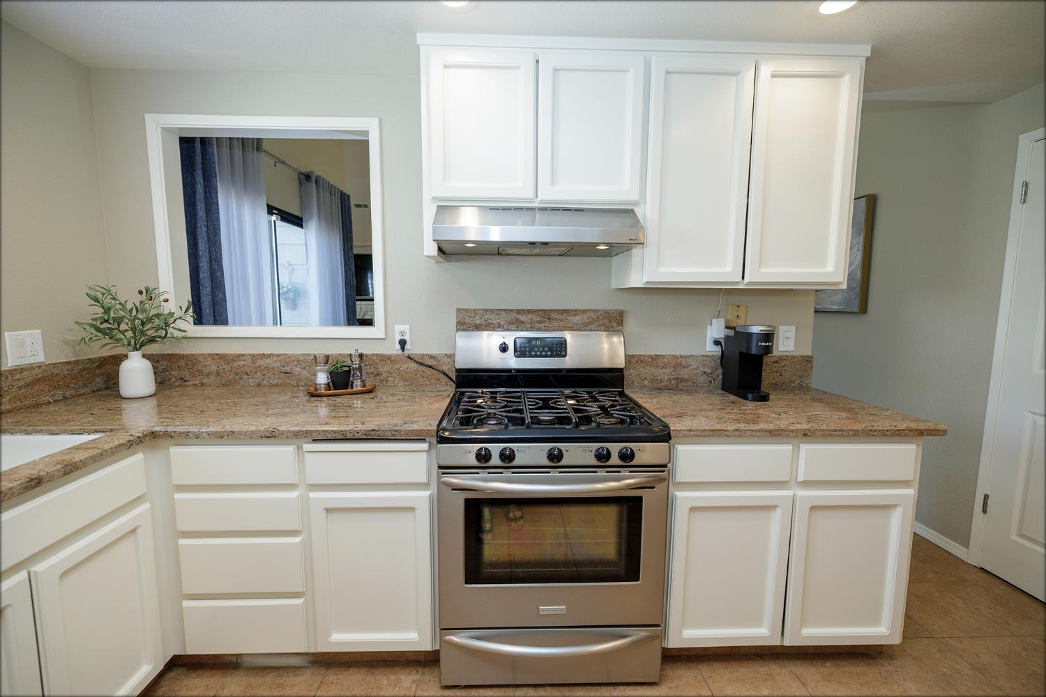 Modesto, California, 95356, United States, 2 Bedrooms Bedrooms, ,2 BathroomsBathrooms,Residential,For Sale,1892896
