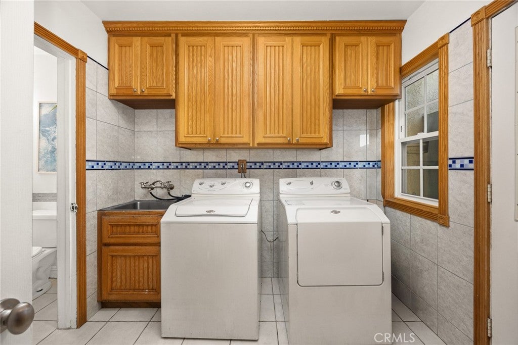 Whittier, California, 90604, United States, 4 Bedrooms Bedrooms, ,2 BathroomsBathrooms,Residential,For Sale,1918097