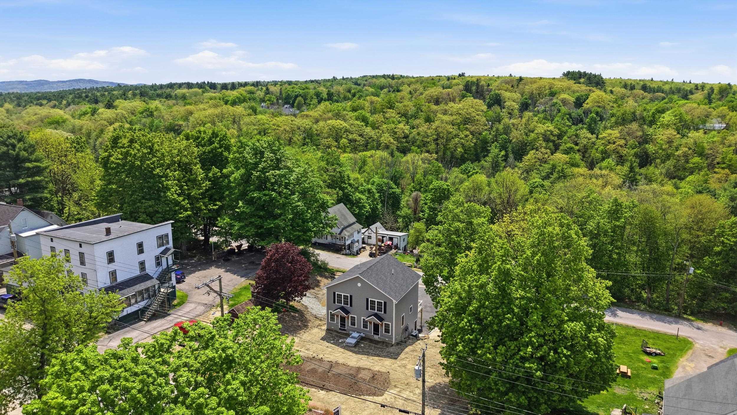  24 Munroe Street, Units 1&2, Franklin, NH, 03235 - 物件實景