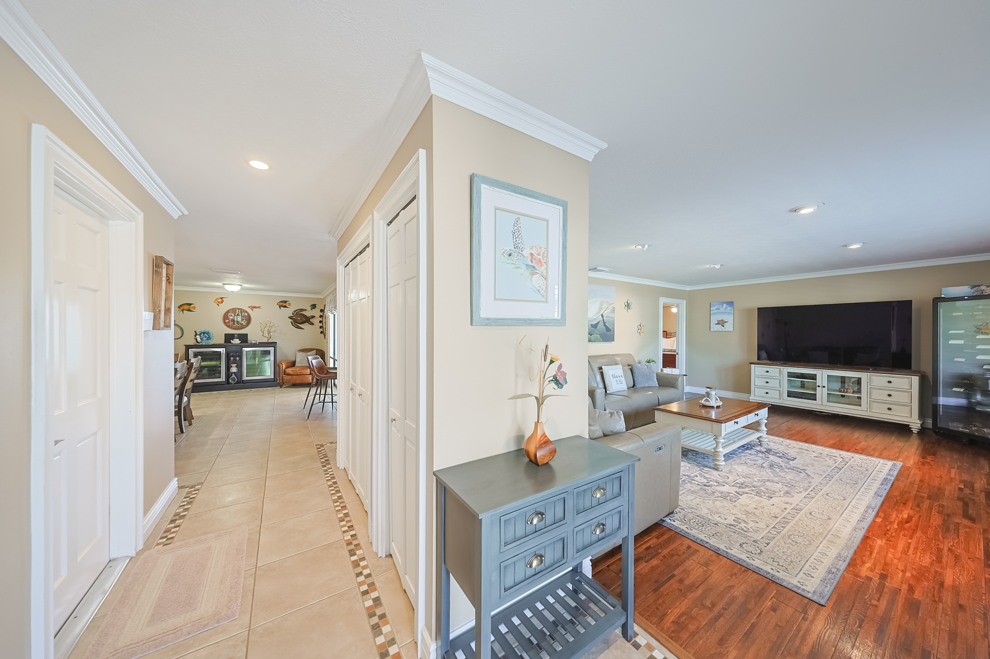 Apollo Beach, Florida, 33572, United States, 4 Bedrooms Bedrooms, ,2 BathroomsBathrooms,Residential,For Sale,1992760