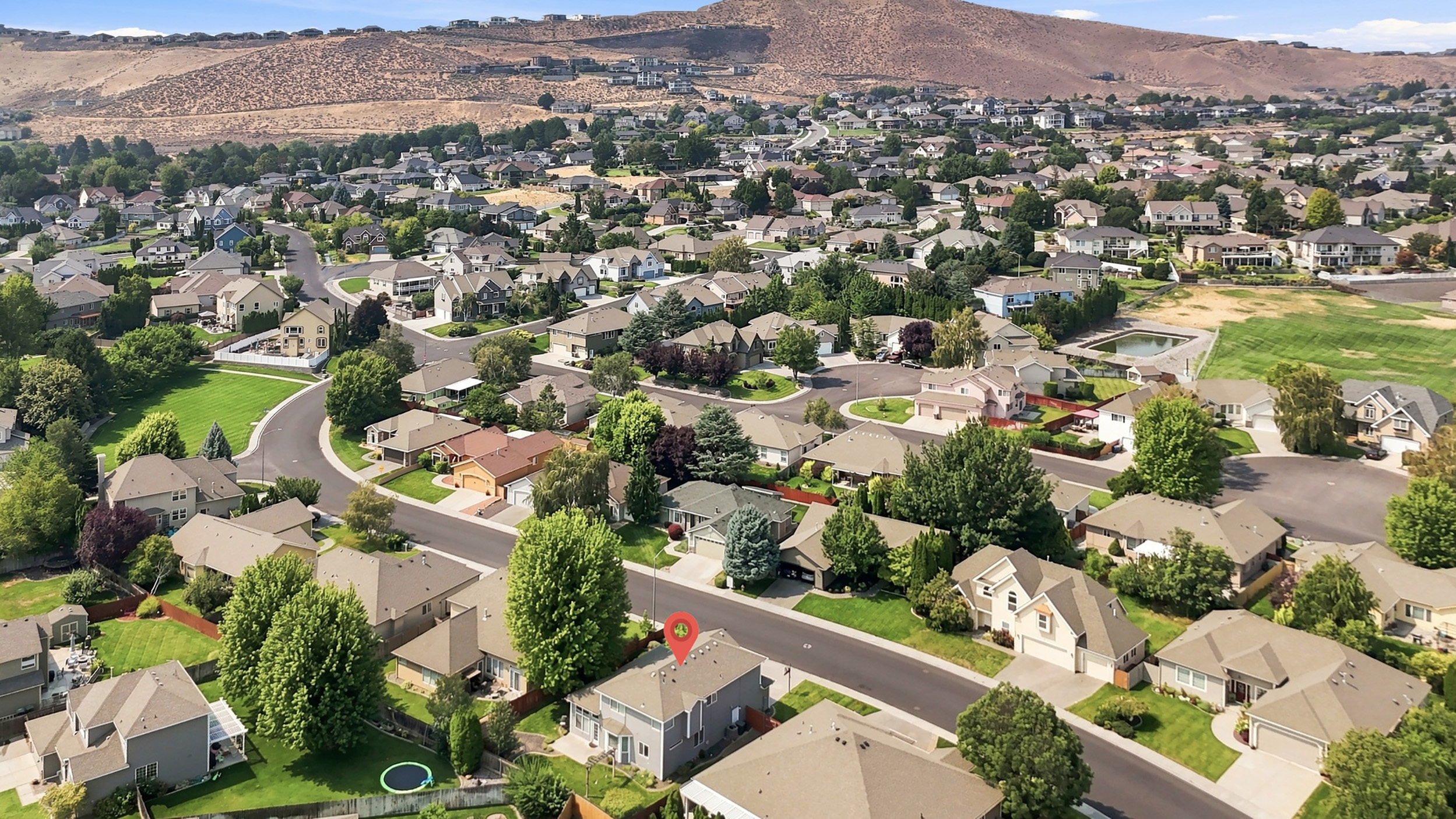  Light-Filled Richland Home - 物件實景