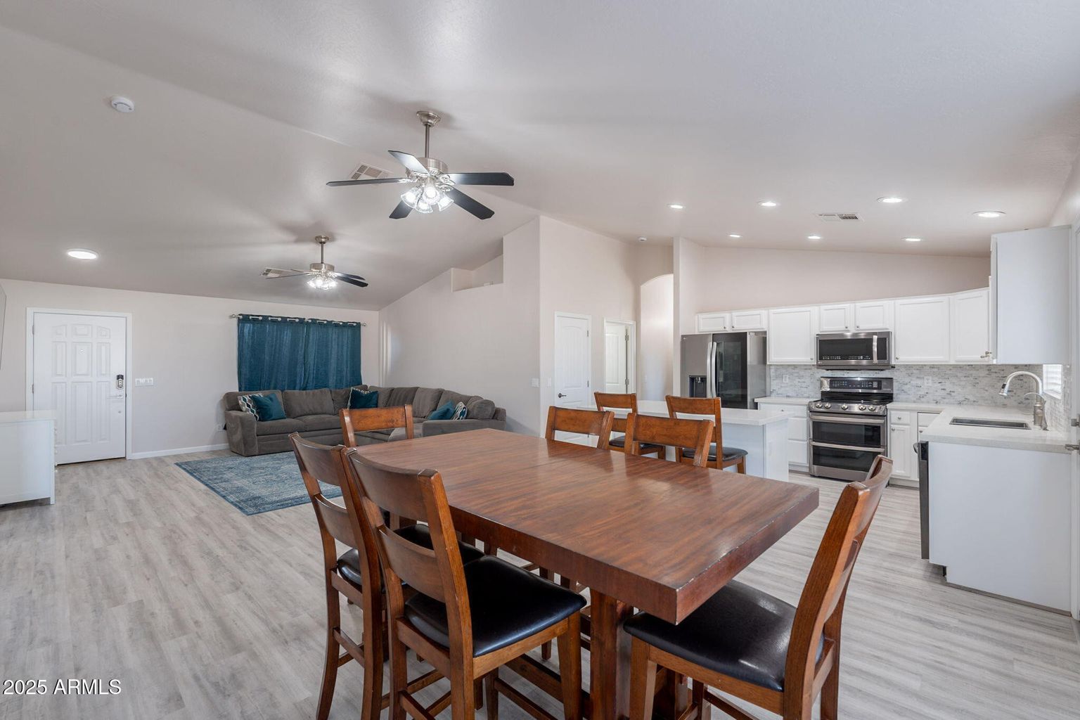 Queen Creek, Arizona, 85143, United States, 3 Bedrooms Bedrooms, ,2 BathroomsBathrooms,Residential,For Sale,1974744