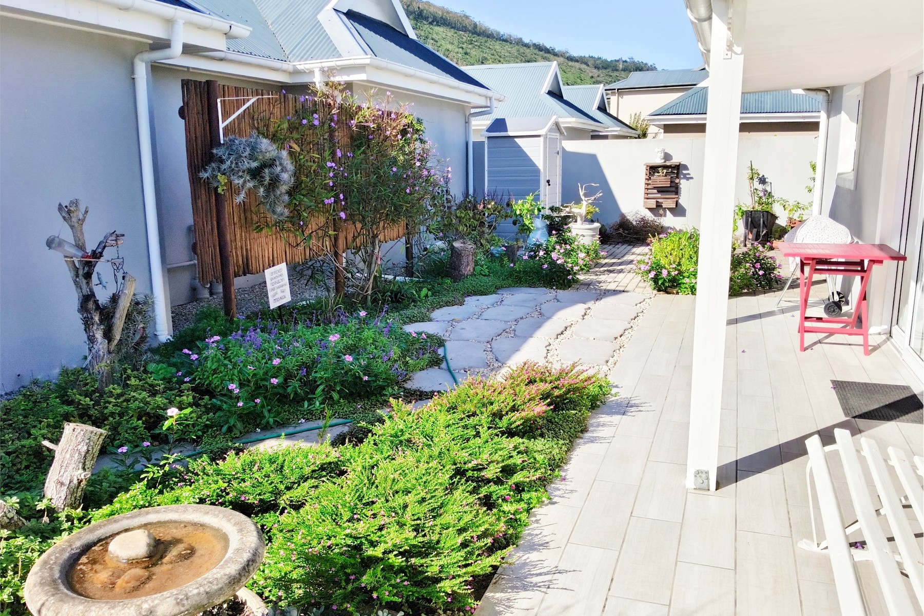  A charmer offering single-level living - 物件實景