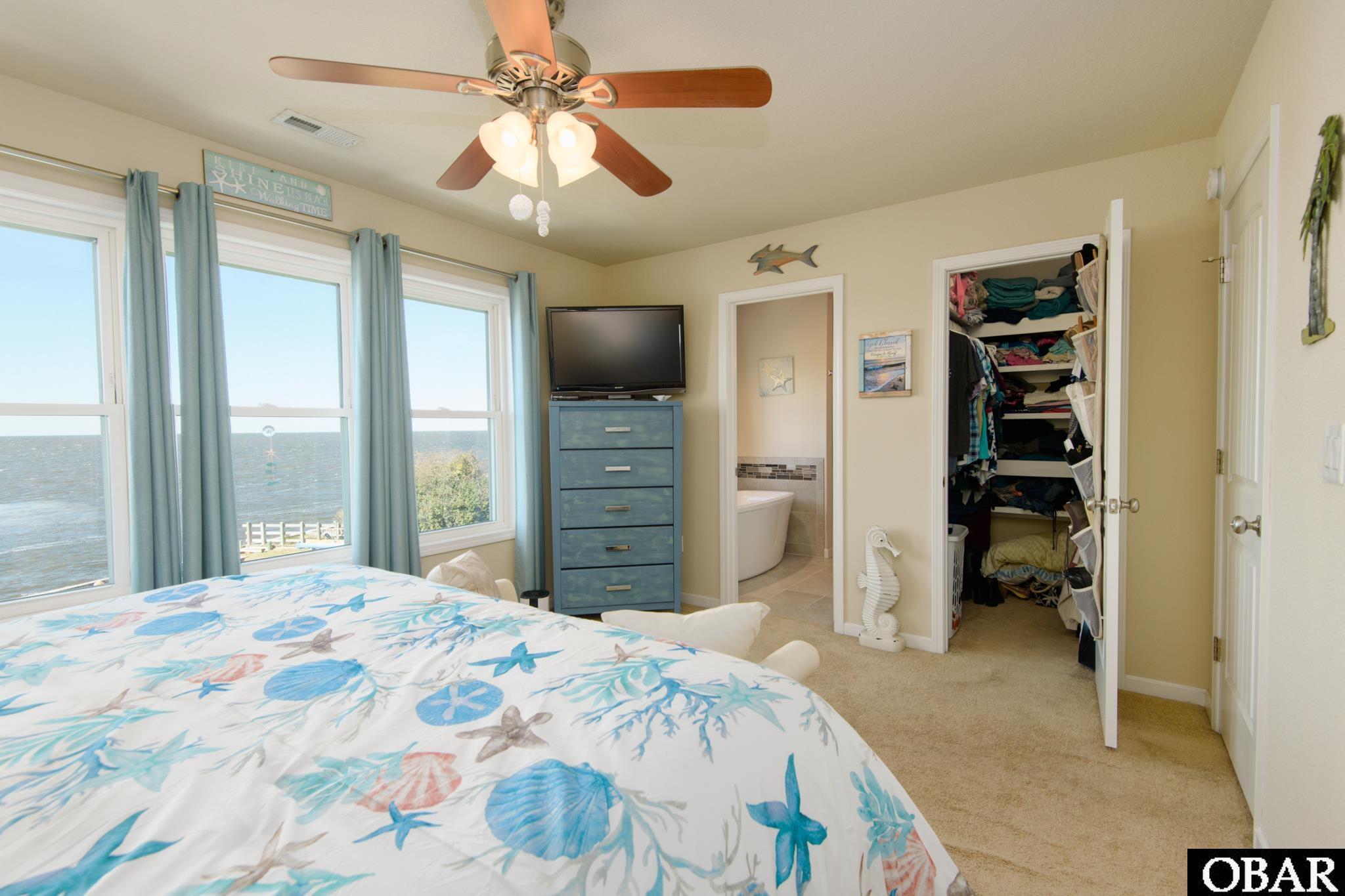 Kill Devil Hills, North Carolina, 27948, United States, 3 Bedrooms Bedrooms, ,3 BathroomsBathrooms,Residential,For Sale,1989385