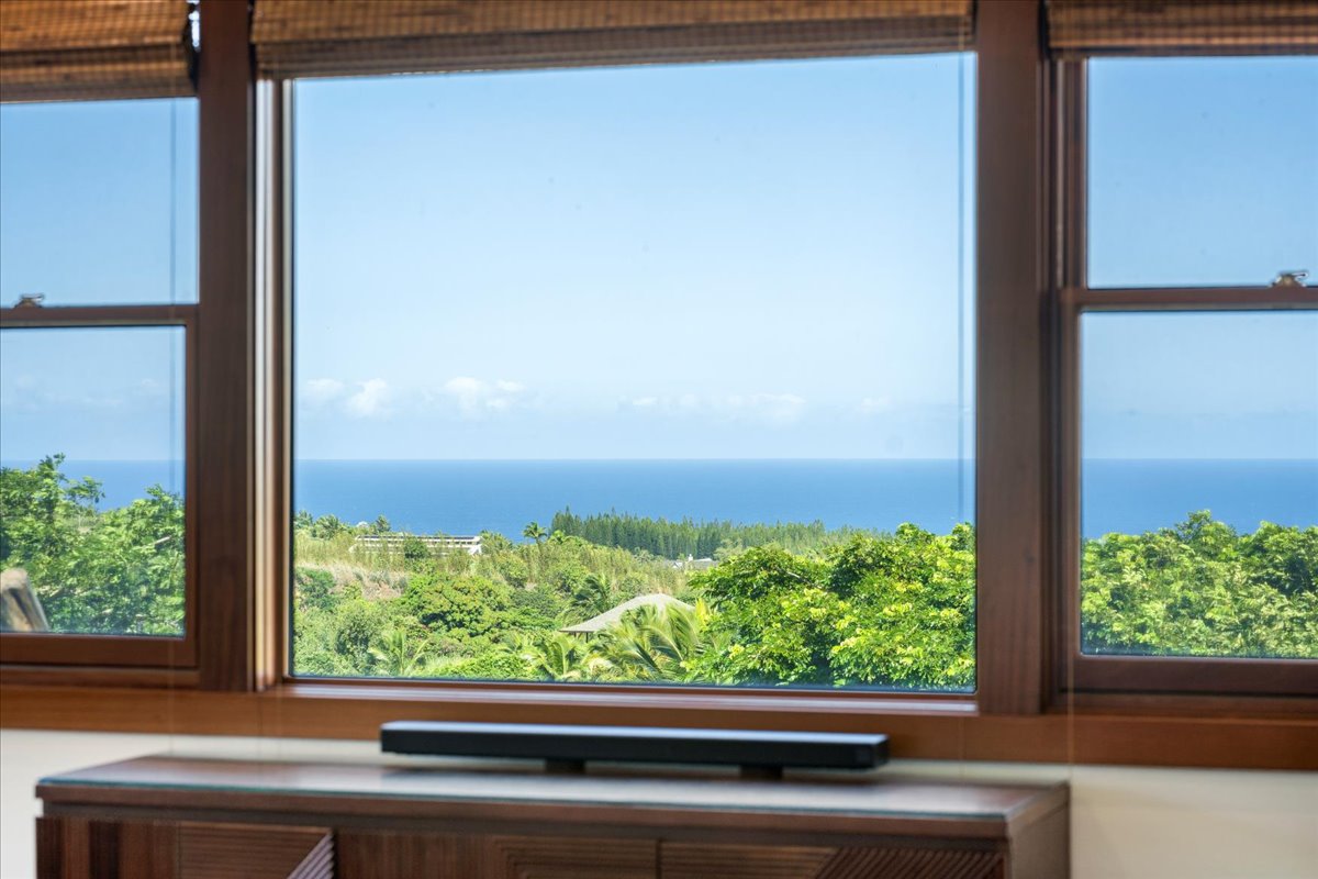 Haiku, Hawaii, 96708, United States, 4 Bedrooms Bedrooms, ,3 BathroomsBathrooms,Residential,For Sale,2002523