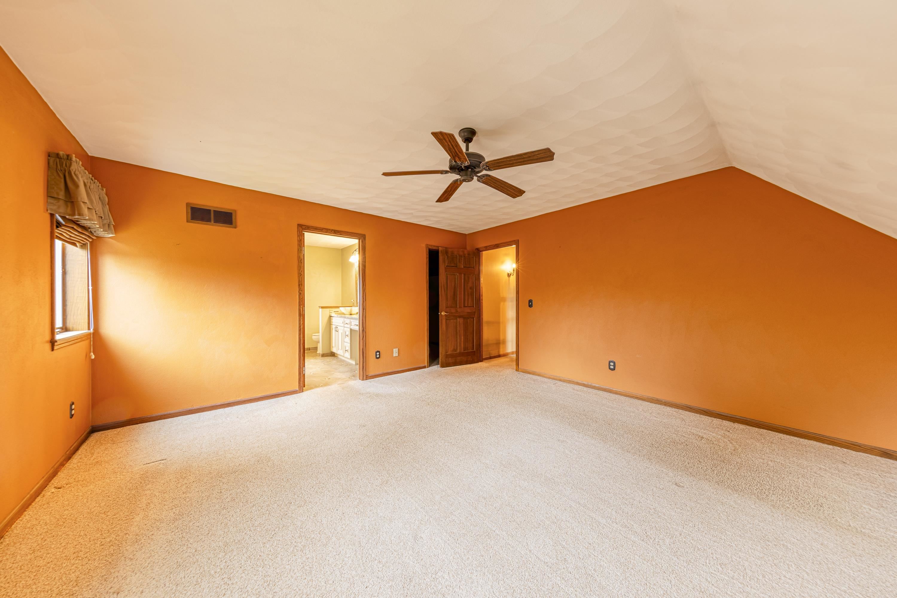 Janesville, Wisconsin, 53545, United States, 3 Bedrooms Bedrooms, ,3 BathroomsBathrooms,Residential,For Sale,1998012