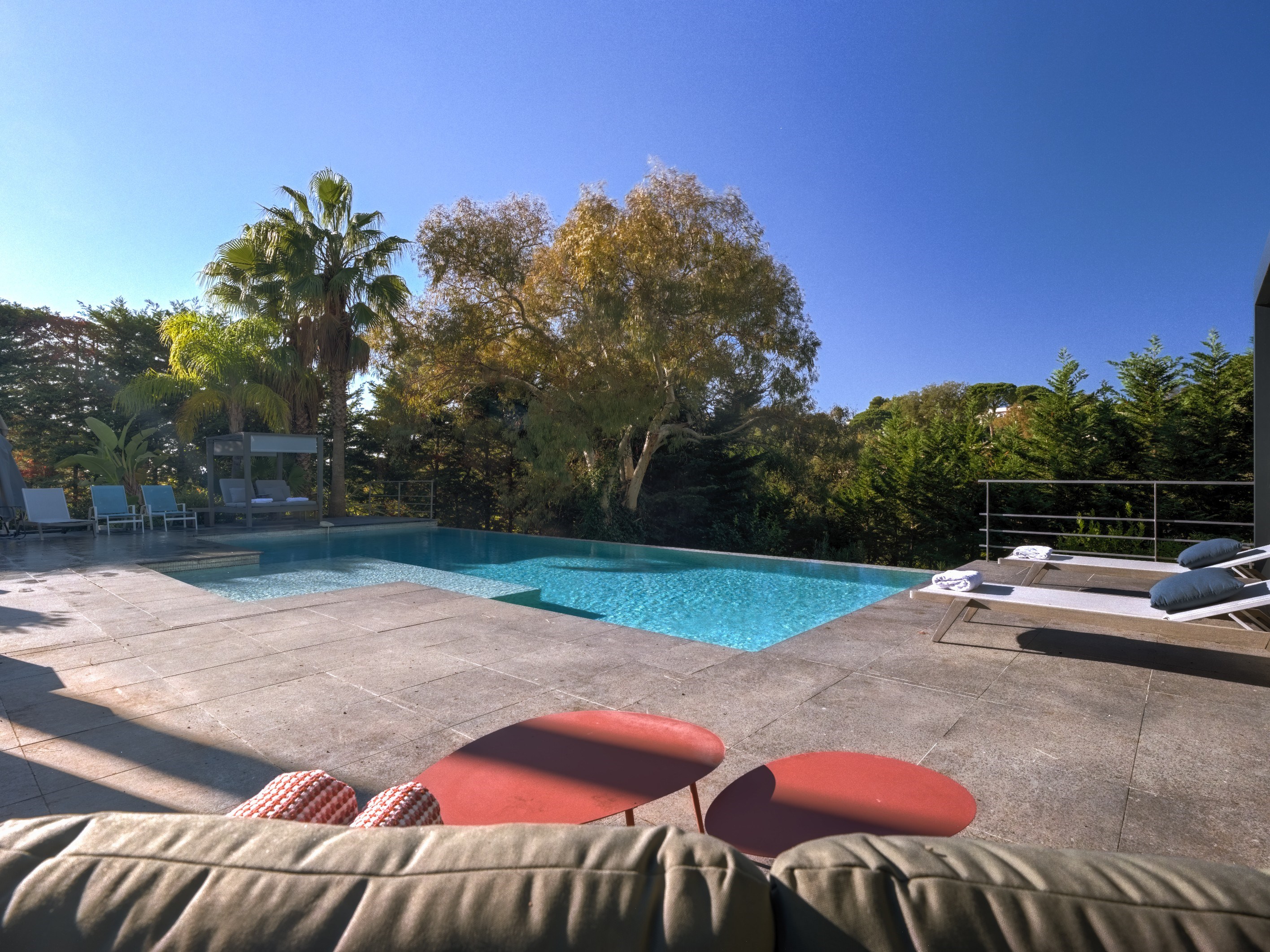  Contemporary villa for sale in Super Cannes 265 m² with pool and partial sea vi… - 物件實景