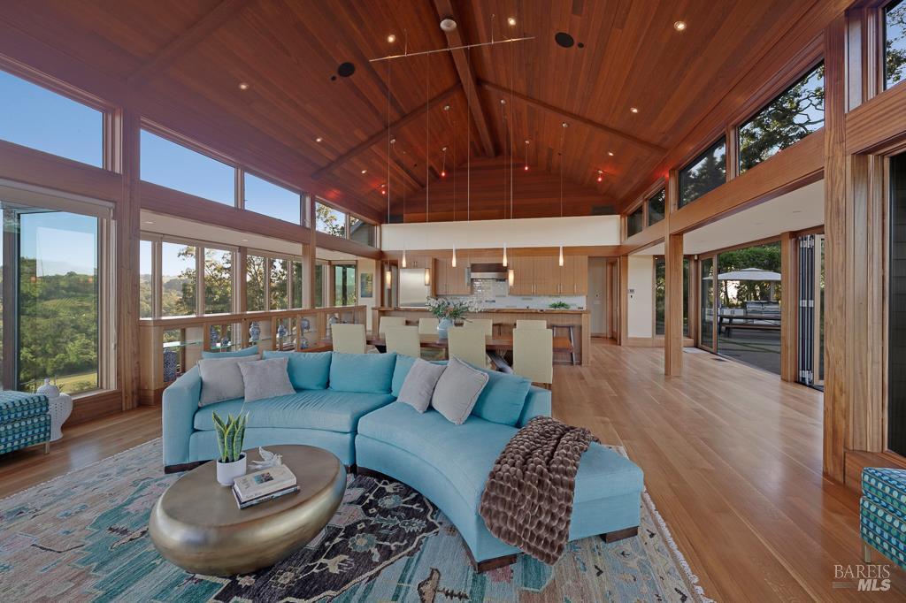 Healdsburg, California, 95448, United States, 3 Bedrooms Bedrooms, ,4 BathroomsBathrooms,Residential,For Sale,1866142