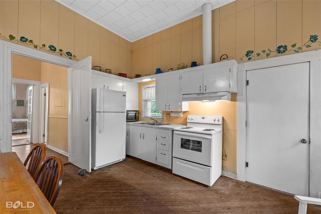 Gibsland, Louisiana, 71028, United States, 2 Bedrooms Bedrooms, ,1 BathroomBathrooms,Residential,For Sale,1939847