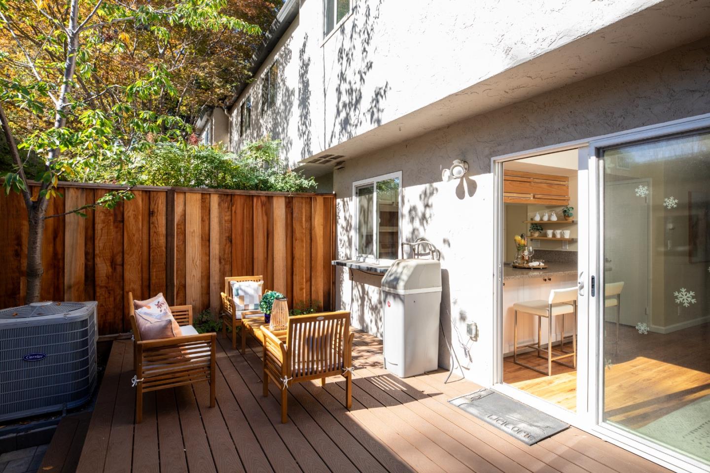 San Jose, California, 95126, United States, 3 Bedrooms Bedrooms, ,3 BathroomsBathrooms,Residential,For Sale,1960558