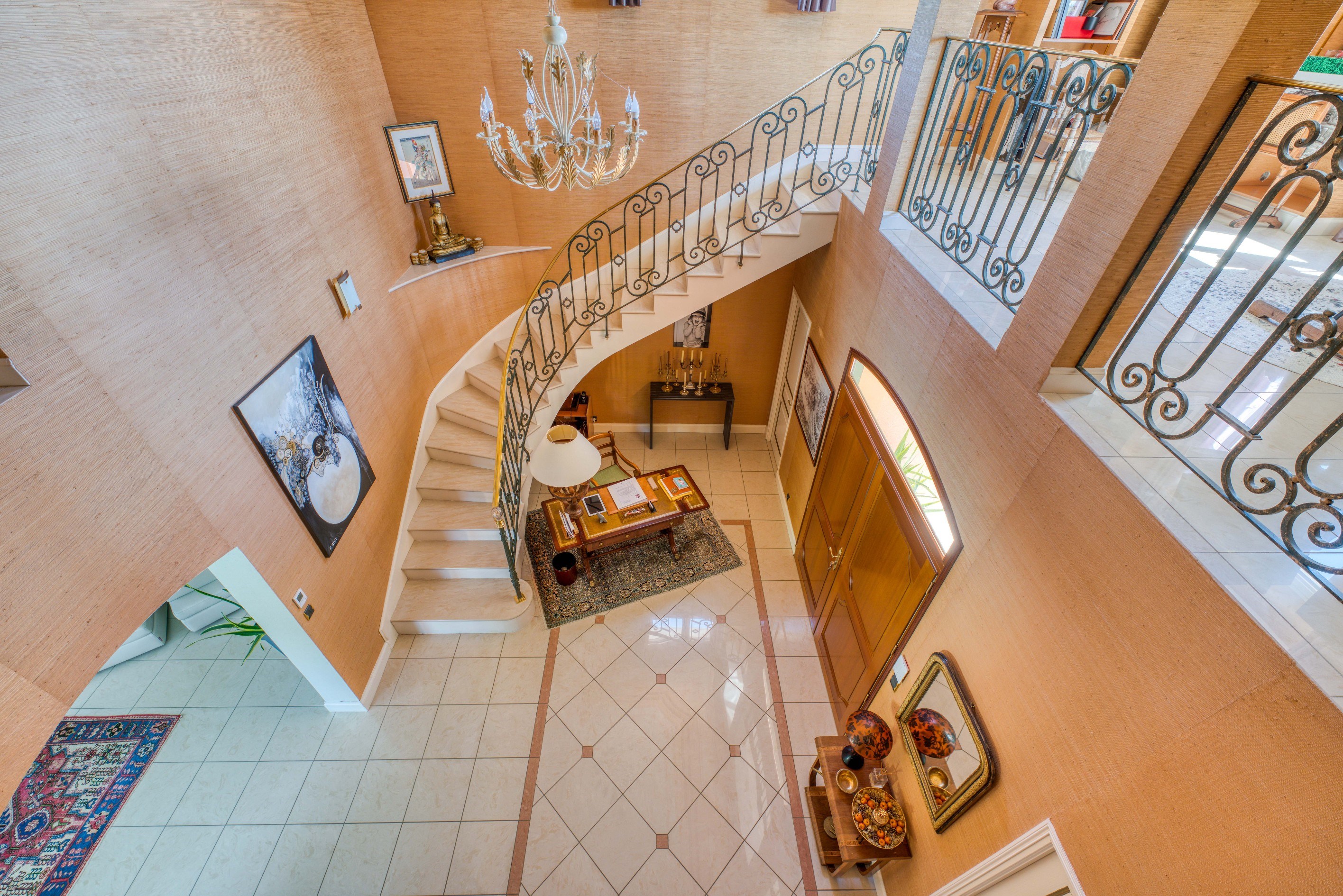  Exceptional Contemporary Villa with Pool and Premium Features - 物件實景