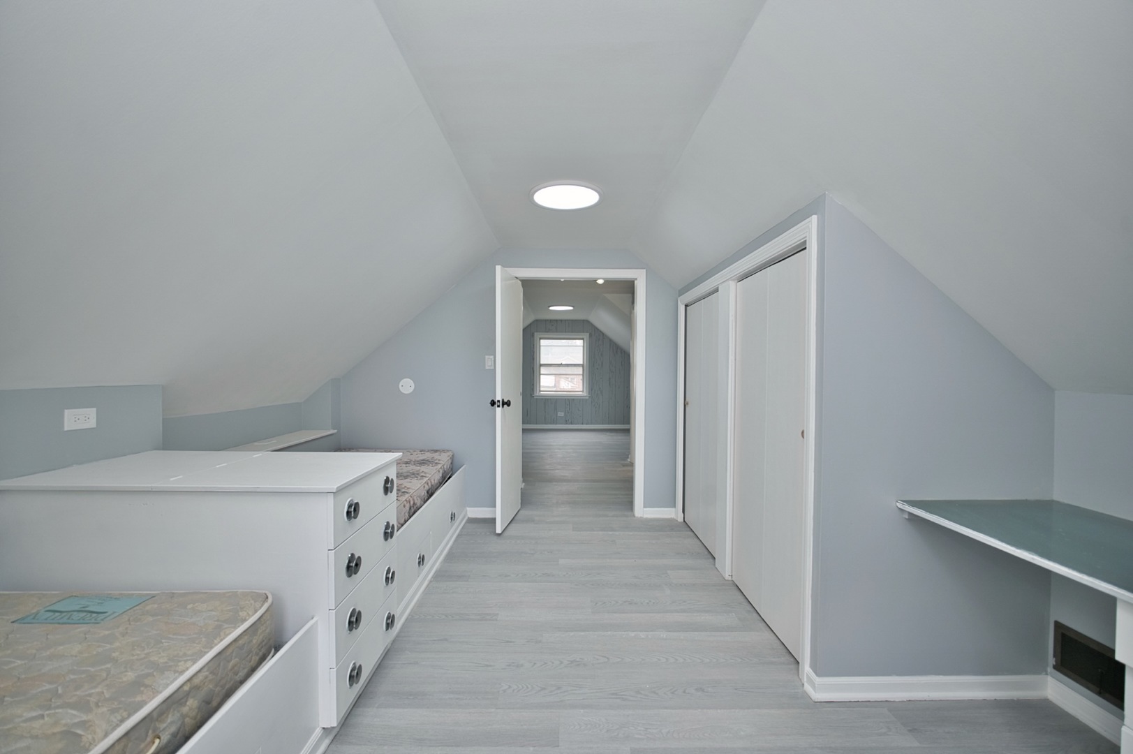 Skokie, Illinois, 60076, United States, 4 Bedrooms Bedrooms, ,3 BathroomsBathrooms,Residential,For Sale,1978573