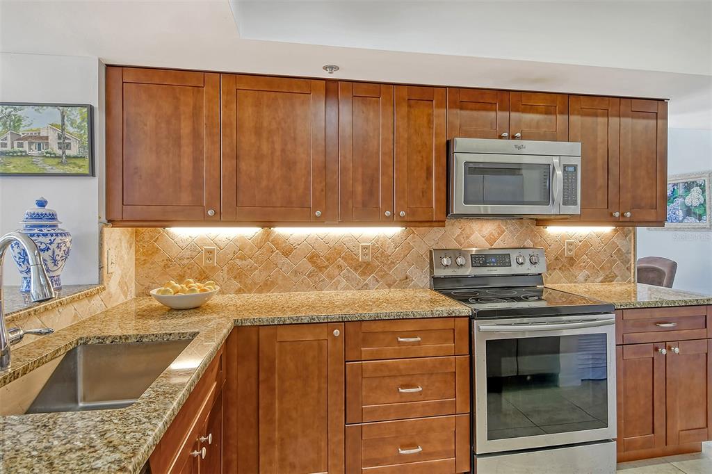 Longboat Key, Florida, 34228, United States, 2 Bedrooms Bedrooms, ,2 BathroomsBathrooms,Residential,For Sale,1989430