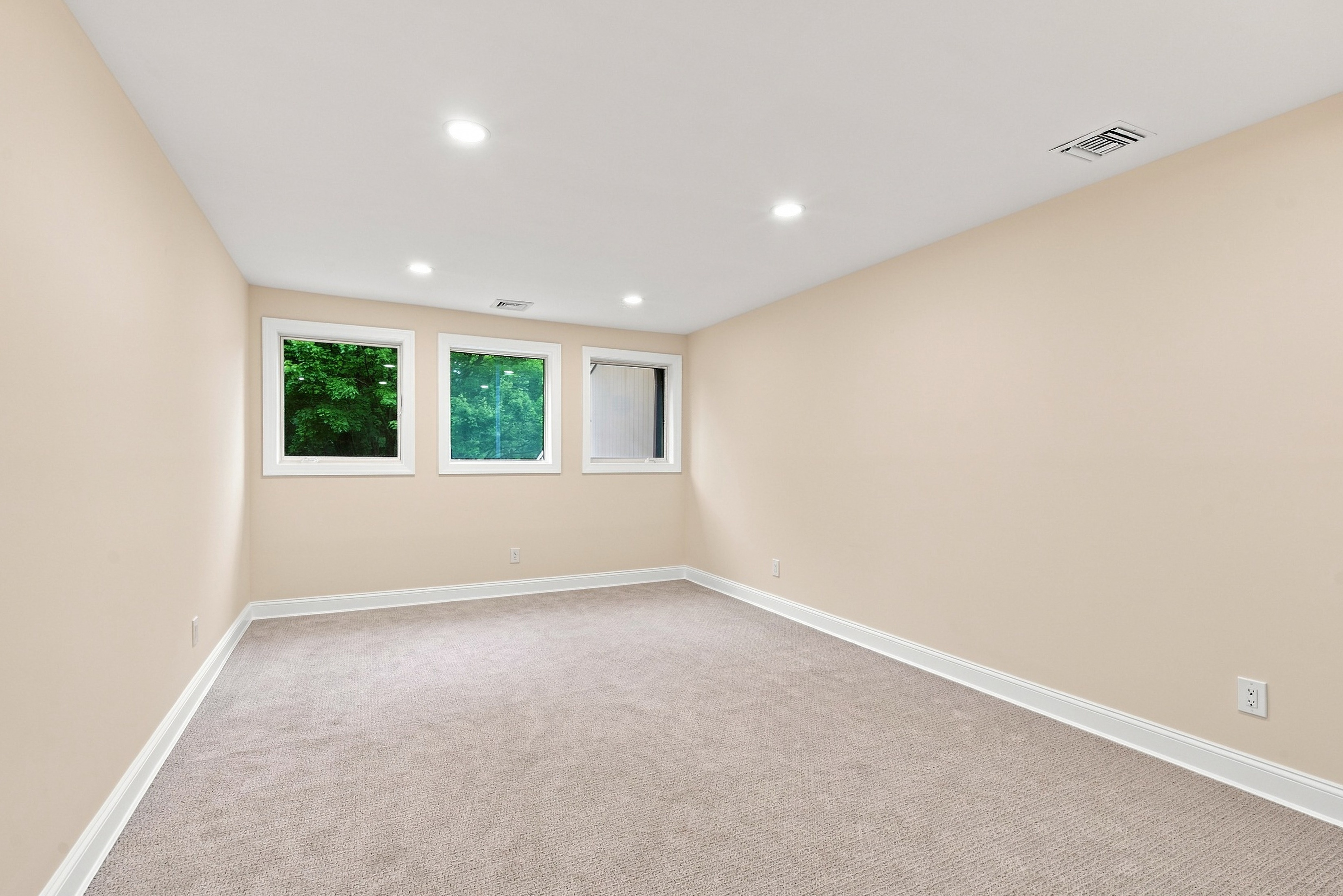 3 Willada Lane, Glen Cove, NY, 11542 - 物件實景