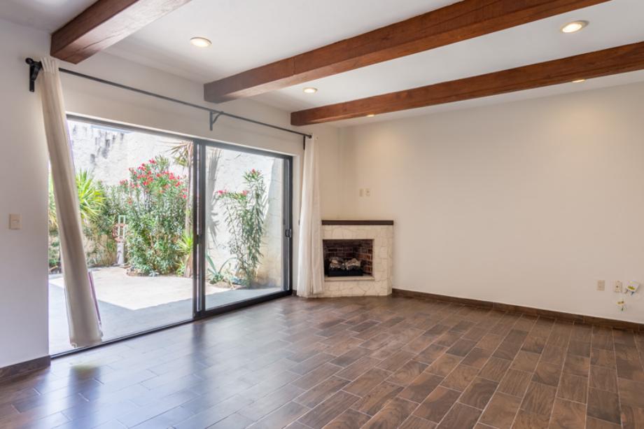 San Miguel de Allende, Guanajuato, 37774, Mexico, 3 Bedrooms Bedrooms, ,3 BathroomsBathrooms,Residential,For Sale,1859638