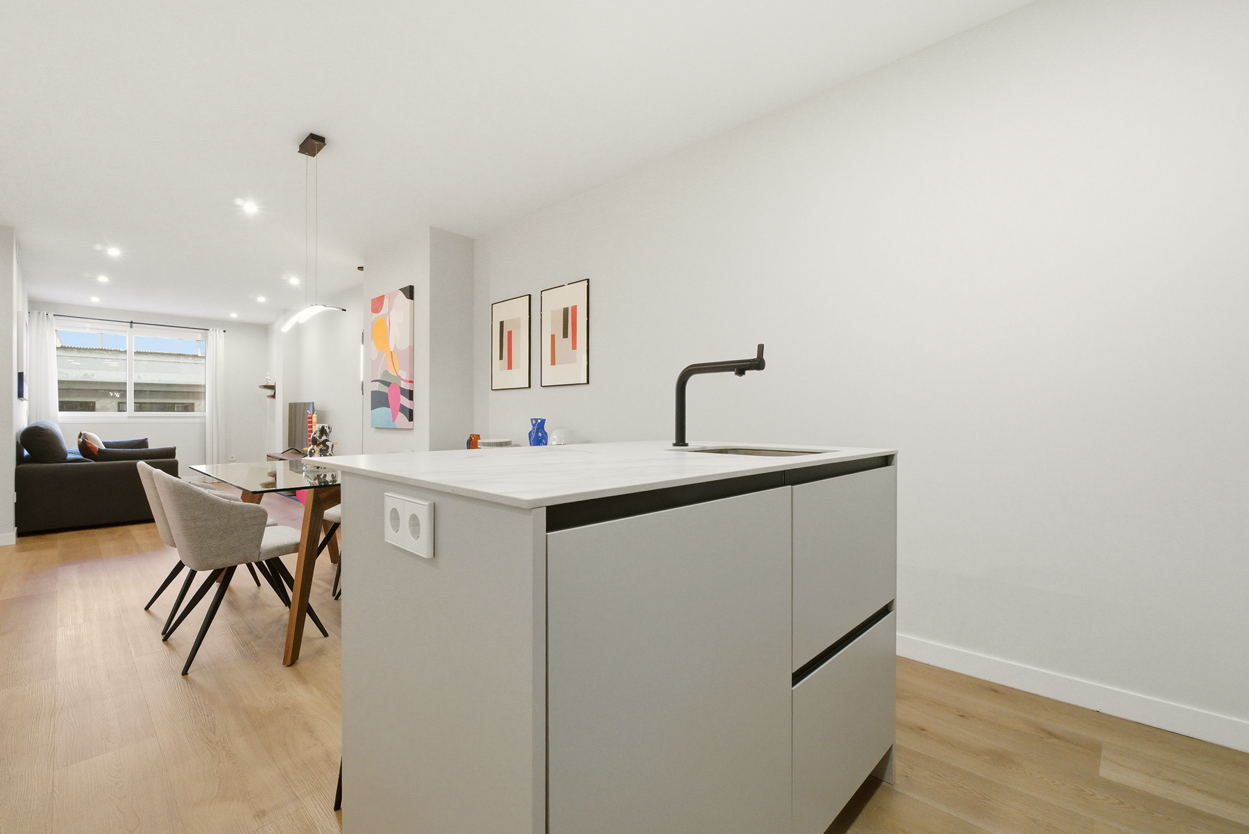  Modern flat with 2 bedrooms and Contemporary Design in City Center - 物件實景