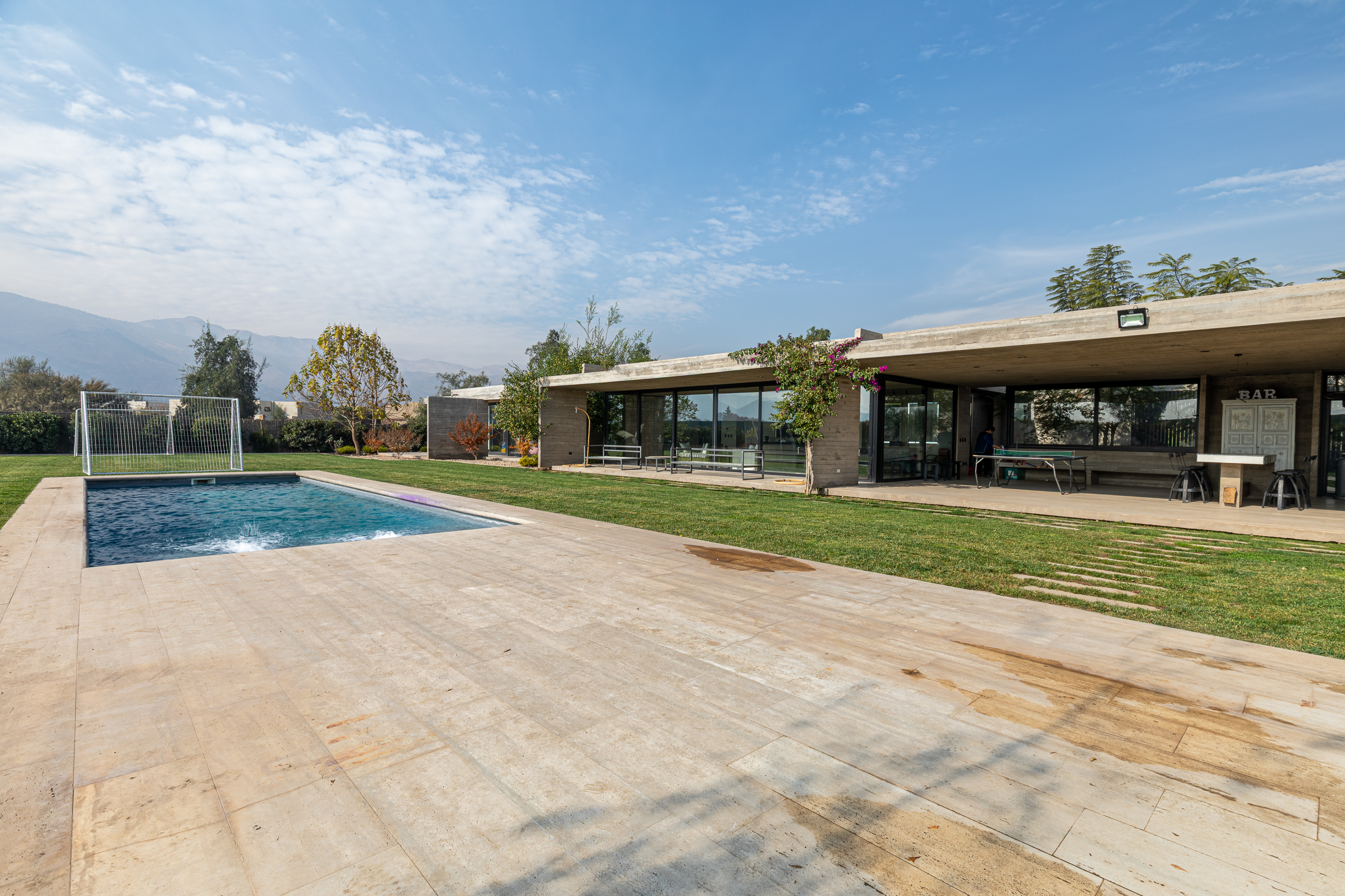  Modern 4-Bedroom Home in Las Brisas Gated Community - 物件實景