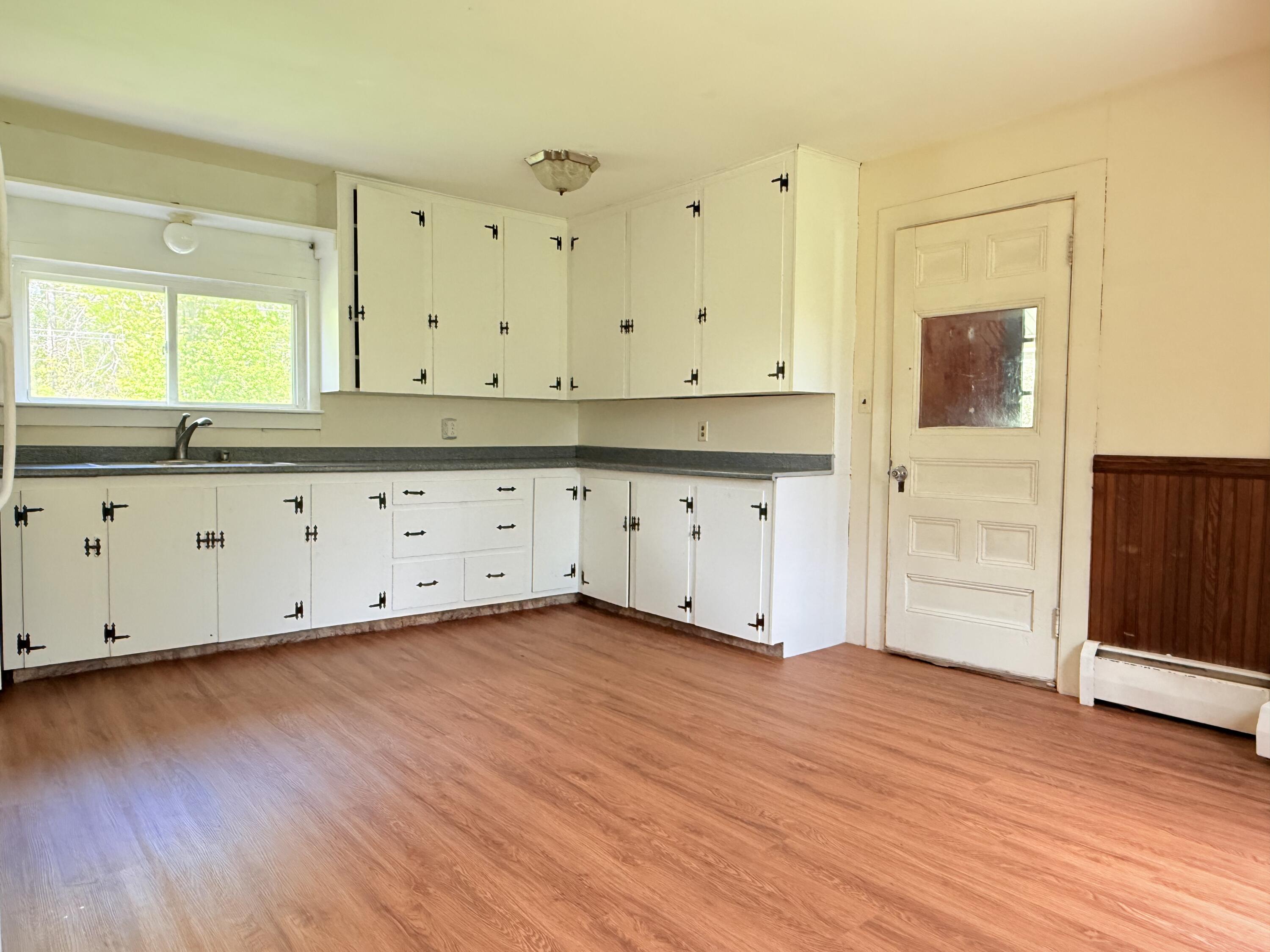 Andover, Maine, 04226, United States, 20 Bedrooms Bedrooms, ,7 BathroomsBathrooms,Residential,For Sale,1903691