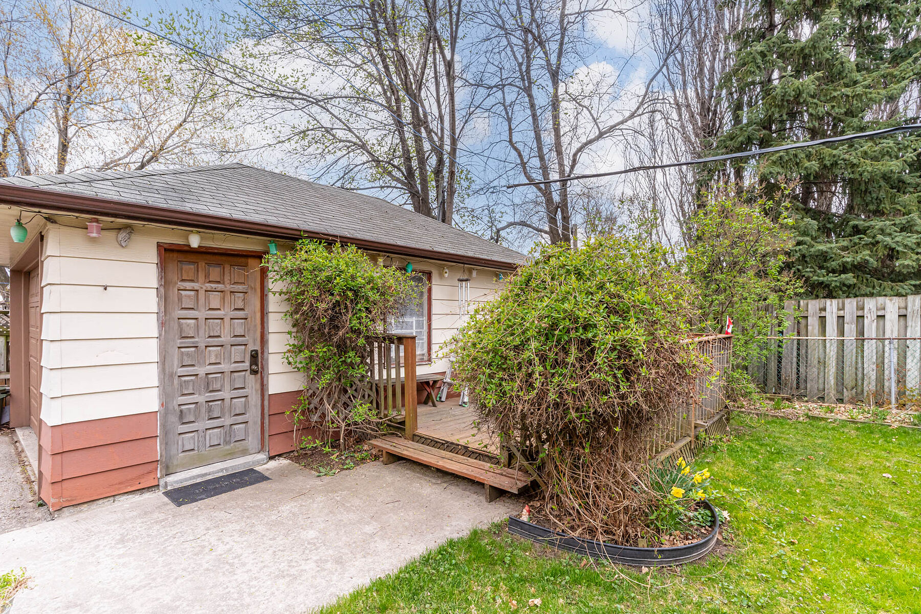  Detached Bungalow - 物件實景