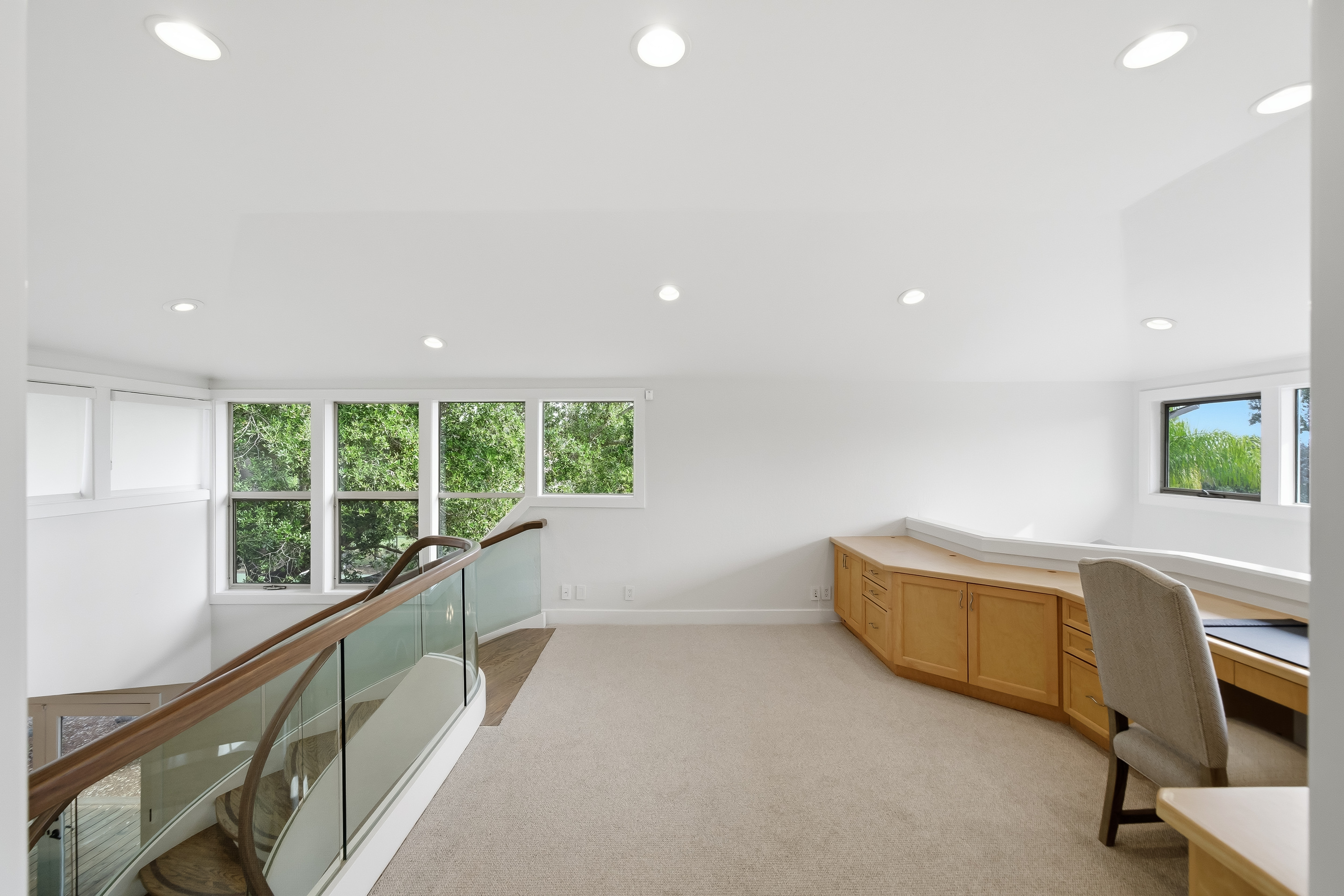  Contemporary Luxury with Pool, Tennis, and Solar - 物件實景