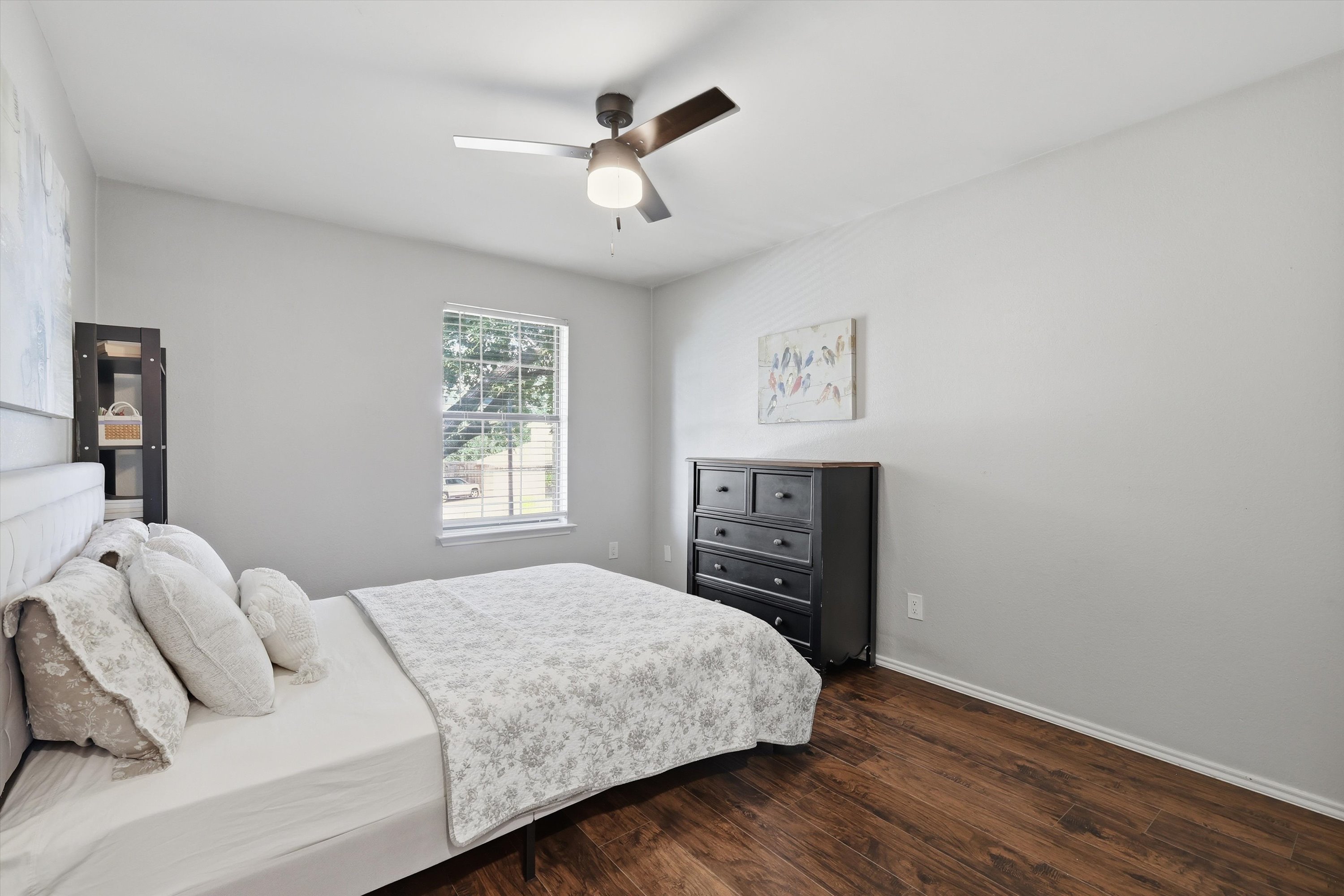  Beautifully Updated in Rowlett with a 2.75% Assumable FHA Loan - 物件實景