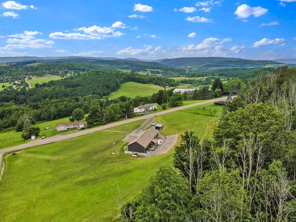 Wellsboro, Pennsylvania, 16901, United States, 3 Bedrooms Bedrooms, ,2 BathroomsBathrooms,Residential,For Sale,1921968