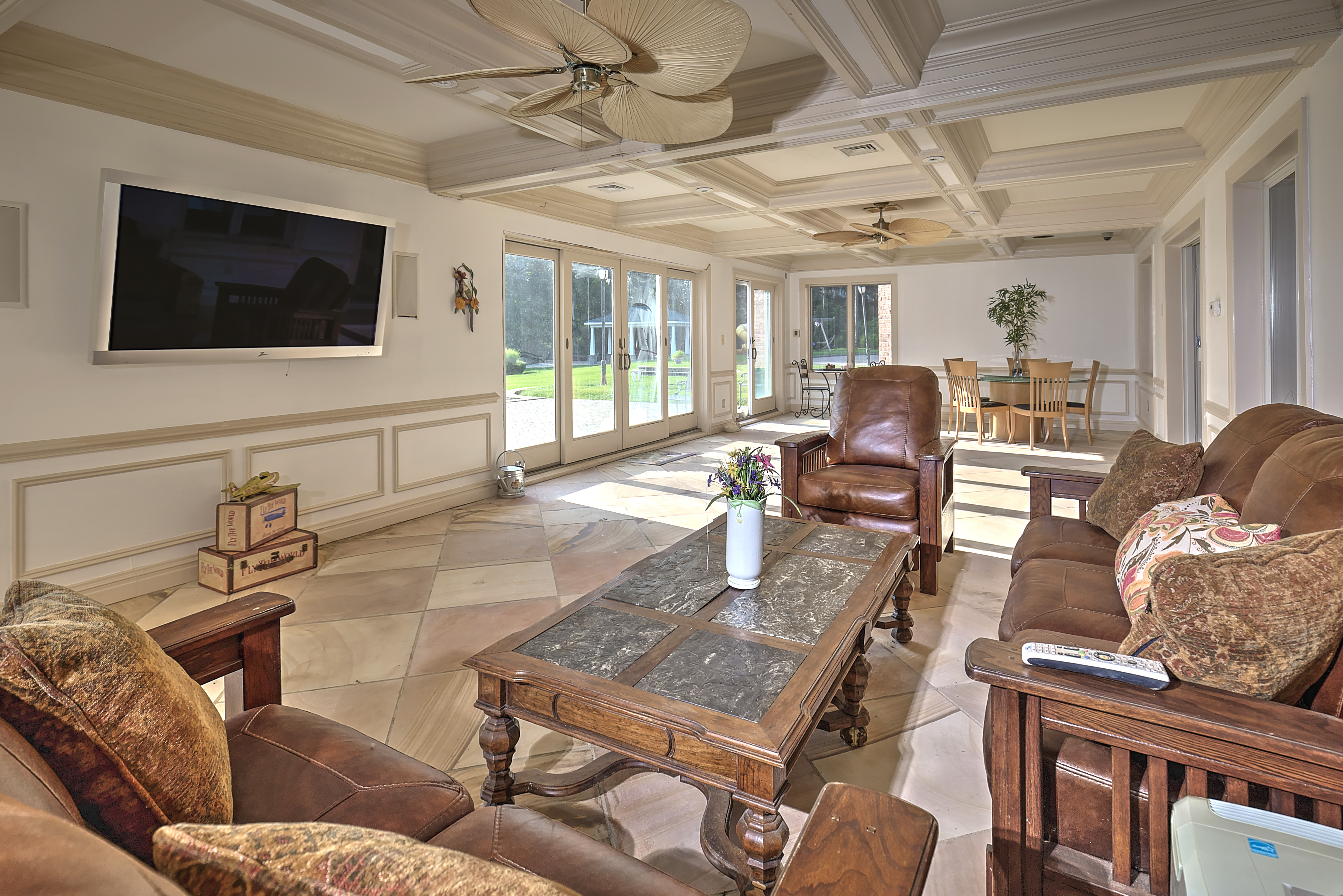  AN EXTRAORDINARY ENTERTAINMENT HAVEN ON OVER TWELVE ACRES - 物件實景