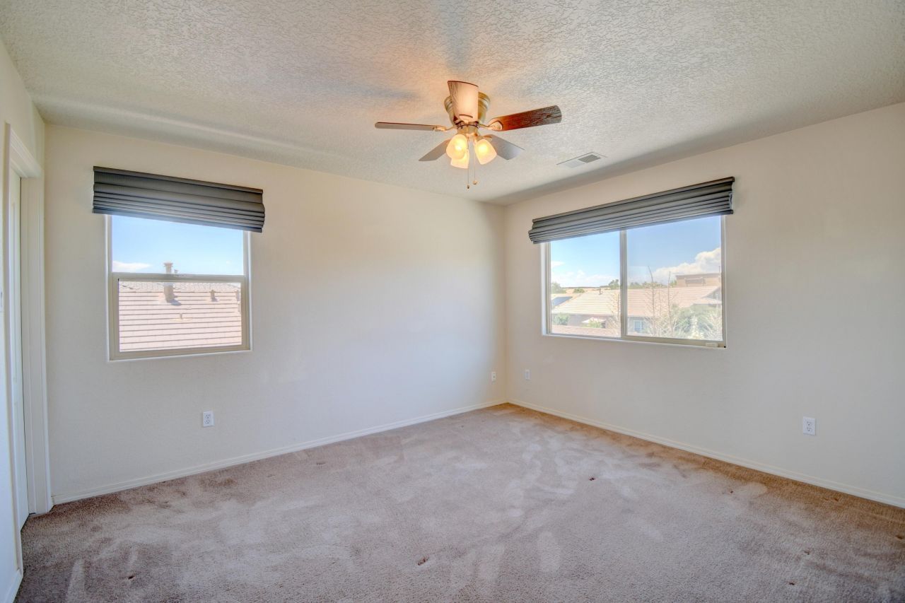 Rio Rancho, New Mexico, 87124, United States, 5 Bedrooms Bedrooms, ,3 BathroomsBathrooms,Residential,For Sale,1898268