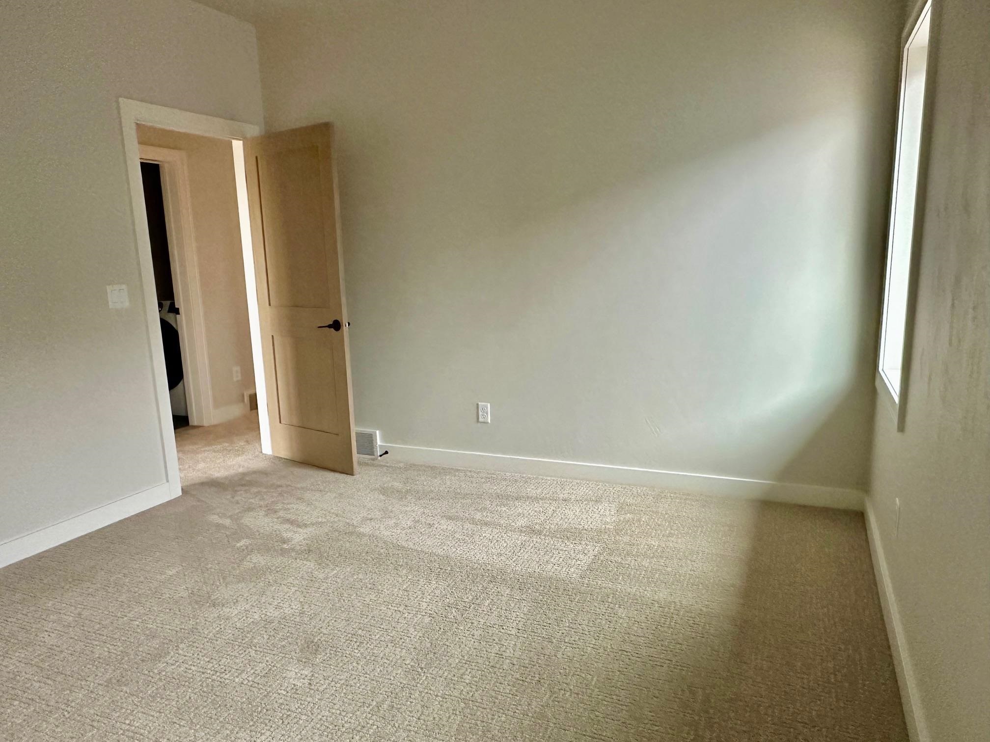 Kimberly, Wisconsin, 54136, United States, 4 Bedrooms Bedrooms, ,3 BathroomsBathrooms,Residential,For Sale,1851194