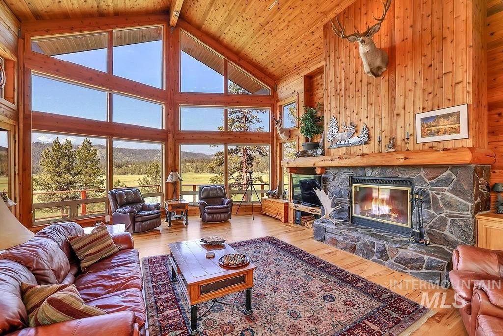 New Meadows, Idaho, 83654, United States, 3 Bedrooms Bedrooms, ,3 BathroomsBathrooms,Residential,For Sale,1976382