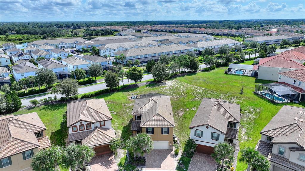 Davenport, Florida, 33837, United States, 5 Bedrooms Bedrooms, ,4 BathroomsBathrooms,Residential,For Sale,1933359