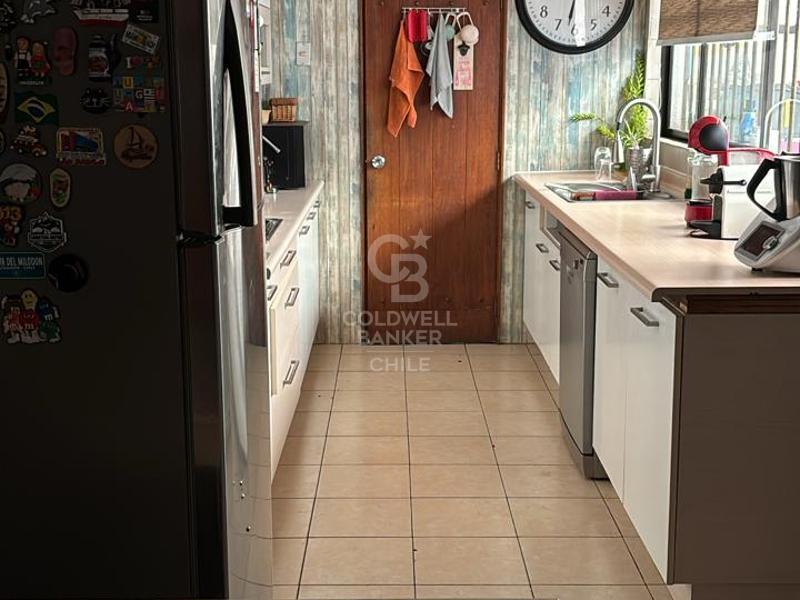 Vitacura, Chile, 5 Bedrooms Bedrooms, ,4 BathroomsBathrooms,Residential,For Sale,1999765