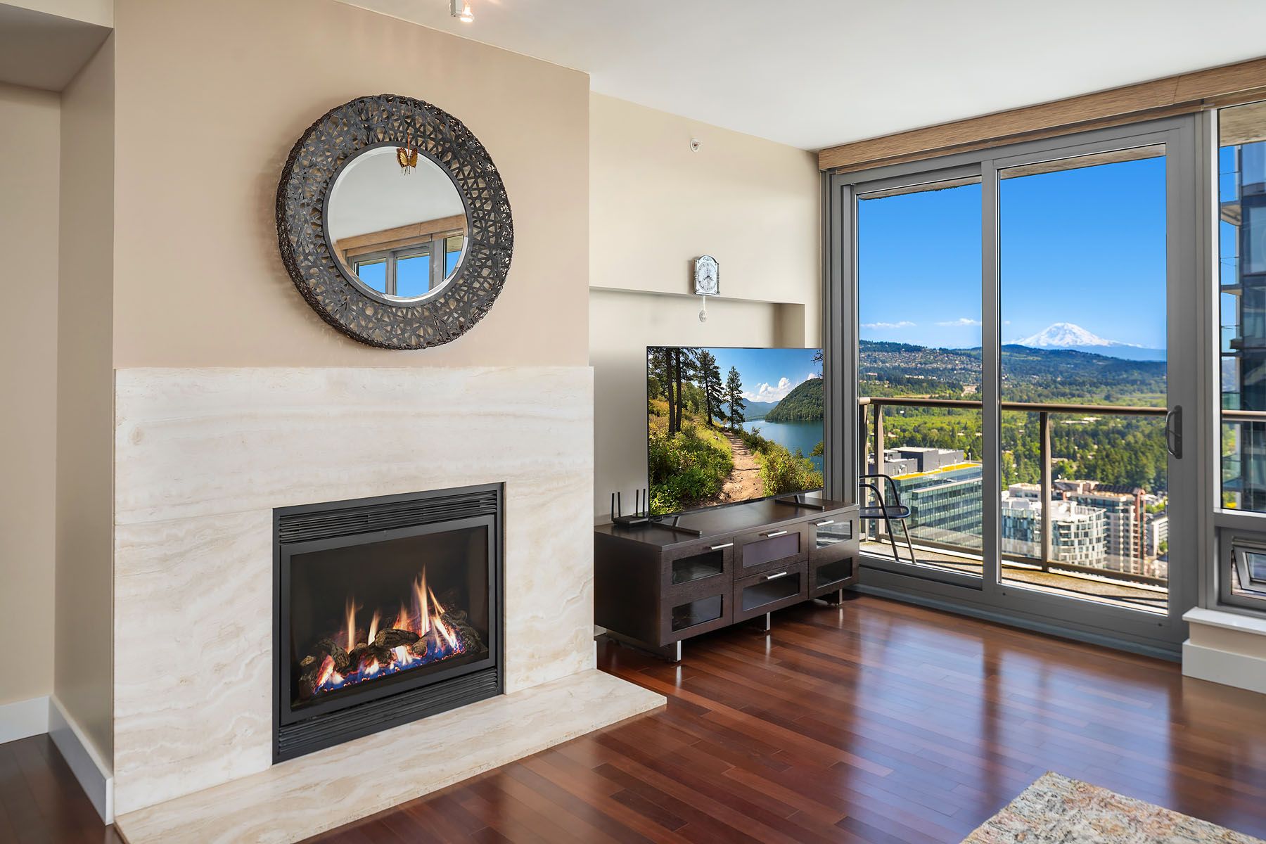  650 Bellevue Wy NE, Bellevue, WA 98004 - 物件實景