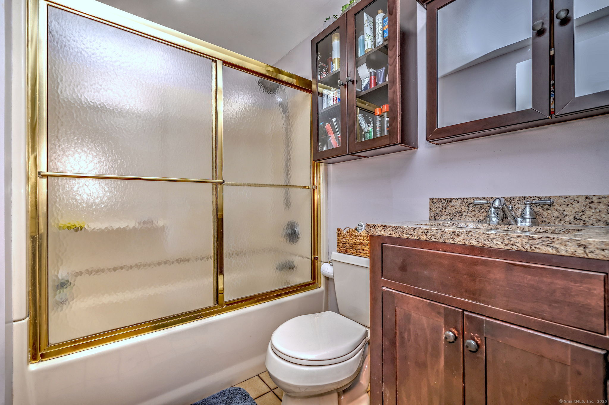 Milford, Connecticut, 06460, United States, 4 Bedrooms Bedrooms, ,3 BathroomsBathrooms,Residential,For Sale,1939362