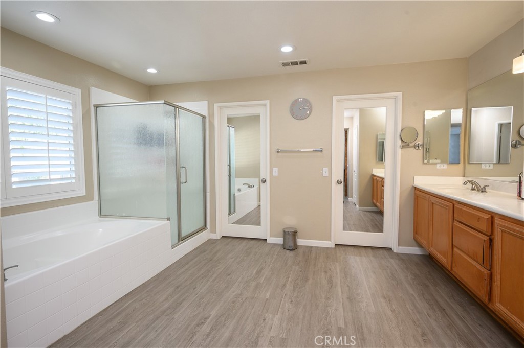 Wildomar, California, 92595, United States, 5 Bedrooms Bedrooms, ,4 BathroomsBathrooms,Residential,For Sale,2002858