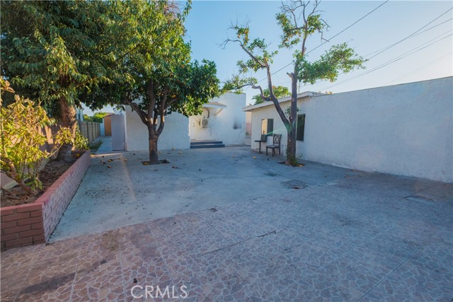 Huntington Park, California, 90255, United States, 4 Bedrooms Bedrooms, ,3 BathroomsBathrooms,Residential,For Sale,1928915