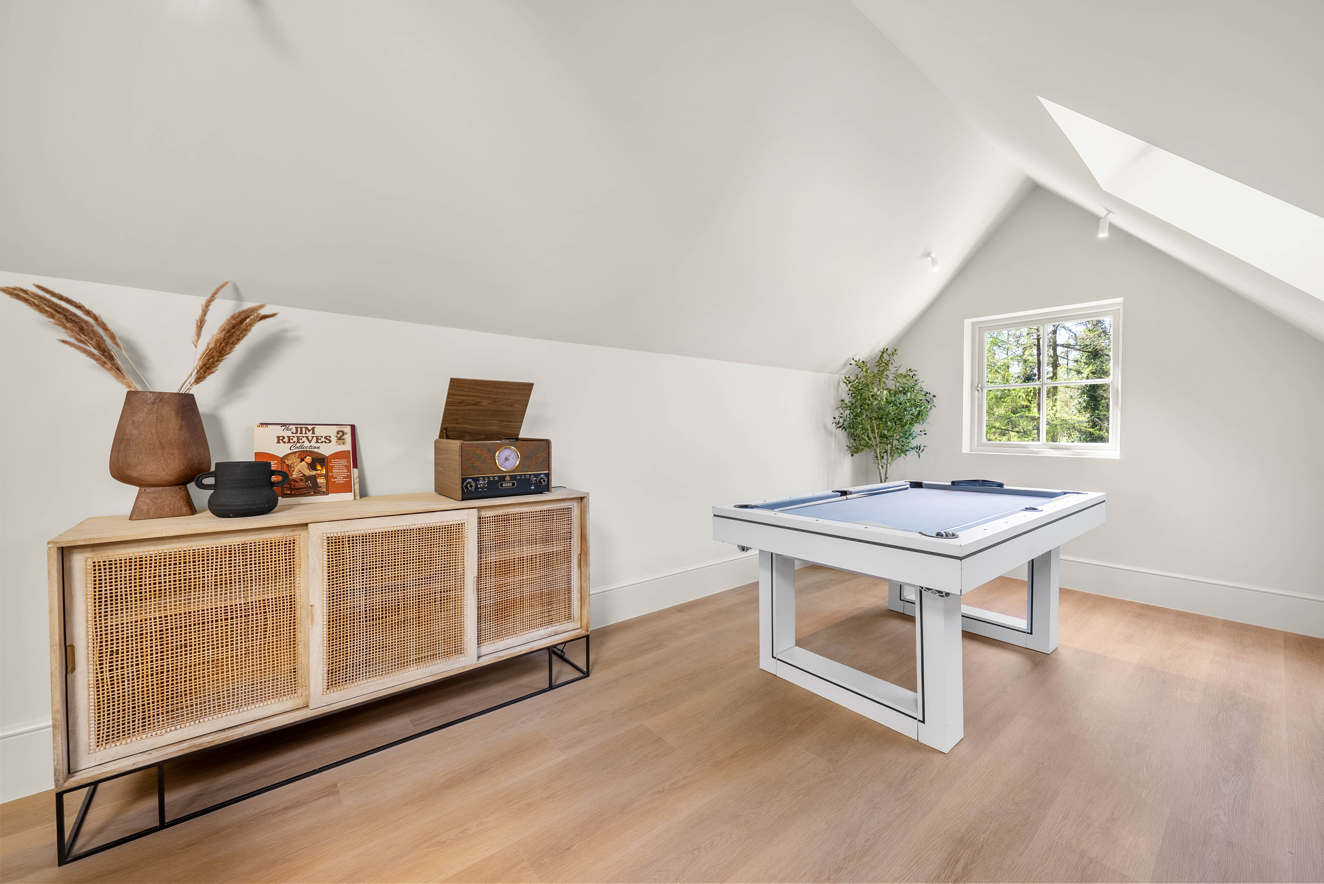  A Newly Built Six-Bedroom House on the Kingswood Private Estate - 物件實景