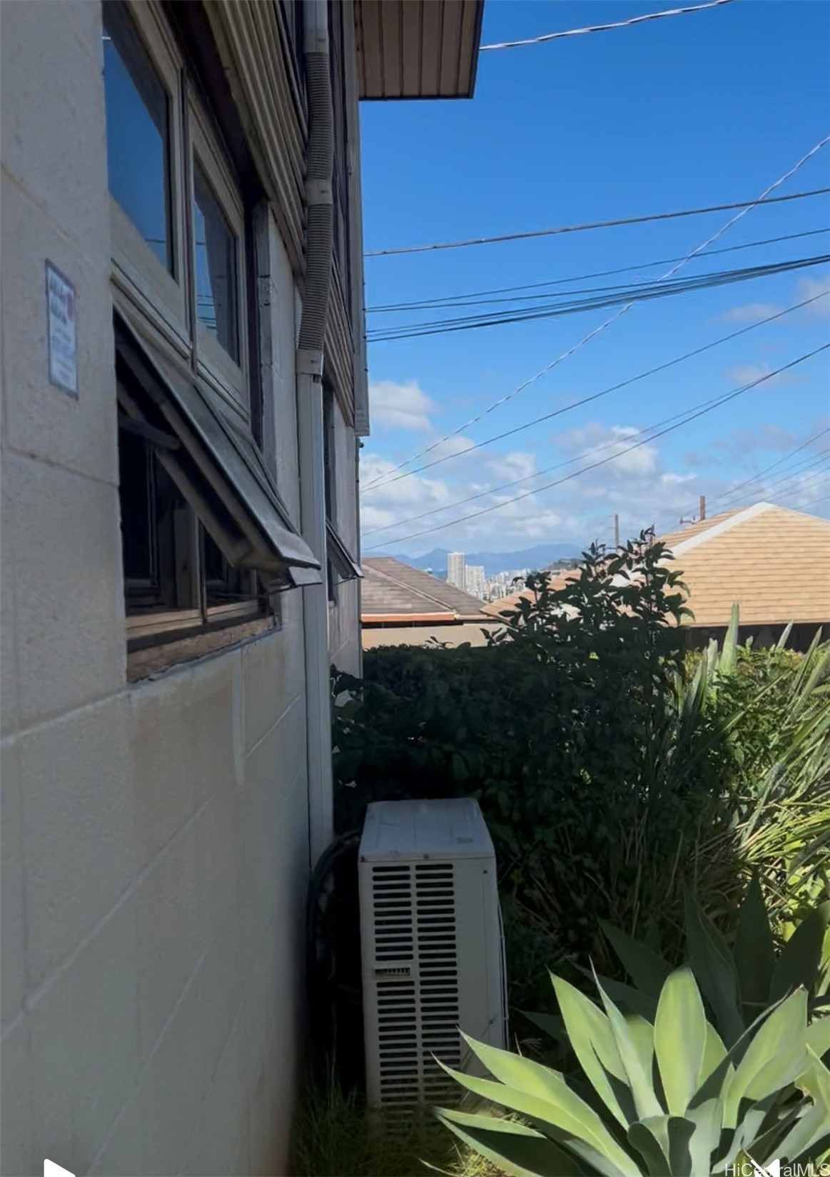 Honolulu, Hawaii, 96816, United States, 6 Bedrooms Bedrooms, ,3 BathroomsBathrooms,Residential,For Sale,1987575